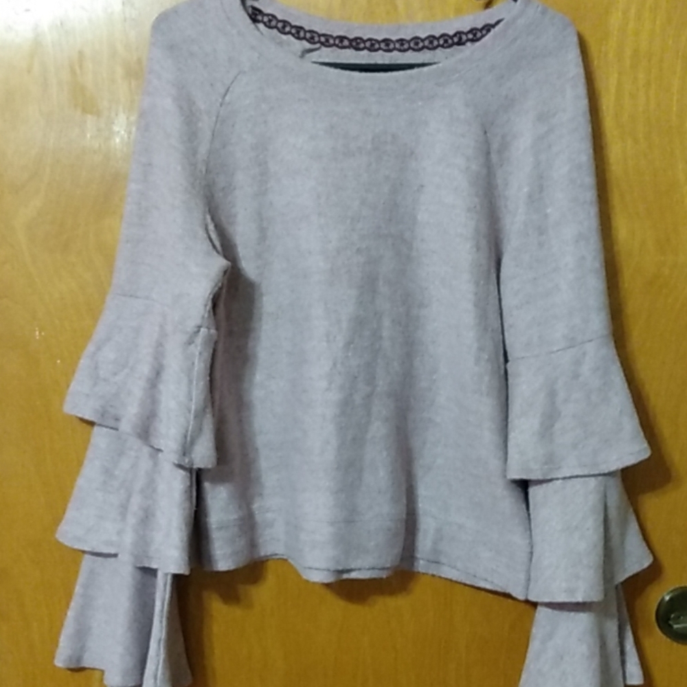 Light lavender Sweater